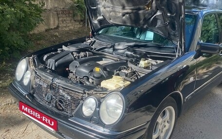 Mercedes-Benz E-Класс, 1999 год, 770 000 рублей, 11 фотография
