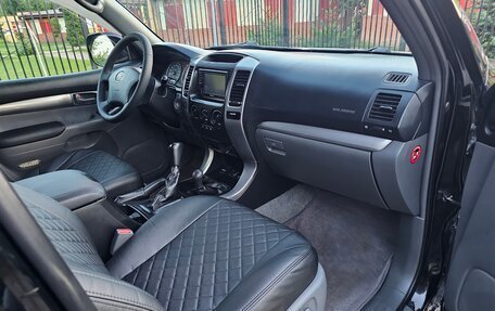 Toyota Land Cruiser Prado 120 рестайлинг, 2005 год, 1 649 000 рублей, 11 фотография