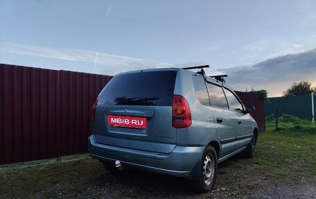 Mitsubishi Space Star I рестайлинг, 2003 год, 300 000 рублей, 3 фотография