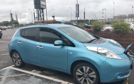 Nissan Leaf I, 2013 год, 950 000 рублей, 1 фотография