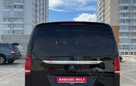 Mercedes-Benz V-Класс, 2017 год, 4 900 000 рублей, 5 фотография