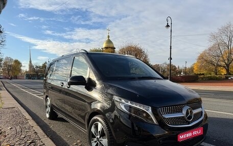 Mercedes-Benz V-Класс, 2017 год, 4 900 000 рублей, 1 фотография
