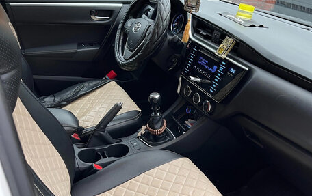 Toyota Corolla, 2017 год, 1 400 000 рублей, 6 фотография