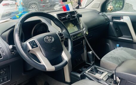 Toyota Land Cruiser Prado 150 рестайлинг 2, 2012 год, 3 300 000 рублей, 2 фотография