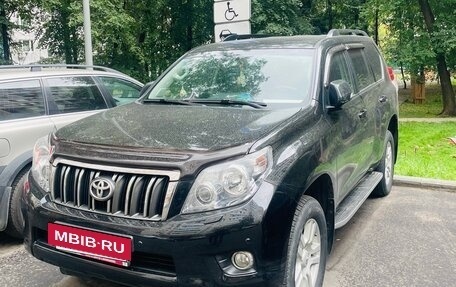 Toyota Land Cruiser Prado 150 рестайлинг 2, 2012 год, 3 300 000 рублей, 3 фотография