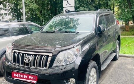 Toyota Land Cruiser Prado 150 рестайлинг 2, 2012 год, 3 300 000 рублей, 9 фотография