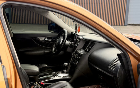 Infiniti FX II, 2008 год, 1 980 000 рублей, 24 фотография