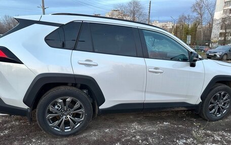 Toyota RAV4, 2025 год, 3 700 000 рублей, 5 фотография