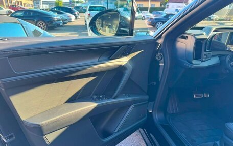 Porsche Cayenne, 2026 год, 39 999 000 рублей, 18 фотография