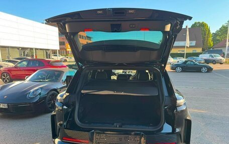 Porsche Cayenne, 2026 год, 39 999 000 рублей, 20 фотография