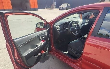 KIA Rio III рестайлинг, 2012 год, 680 000 рублей, 1 фотография