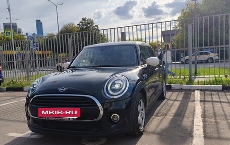 MINI Hatch, 2020 год, 2 290 000 рублей, 2 фотография