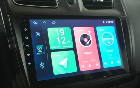 Renault Sandero II рестайлинг, 2019 год, 1 029 000 рублей, 12 фотография
