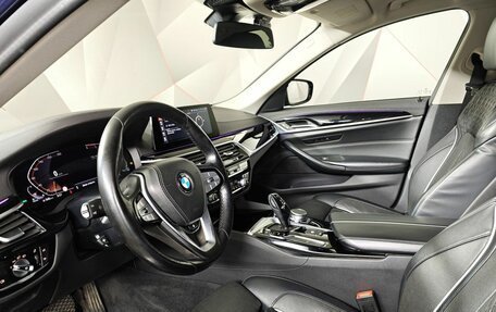 BMW 5 серия, 2019 год, 2 715 000 рублей, 11 фотография