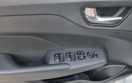 Hyundai Solaris II рестайлинг, 2019 год, 1 310 000 рублей, 20 фотография