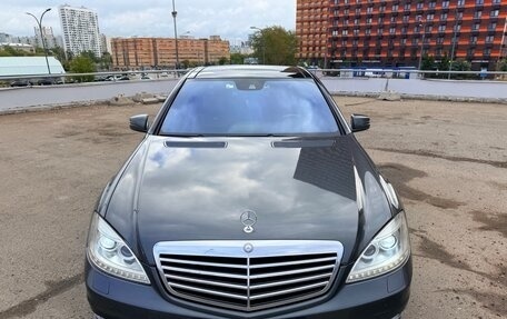 Mercedes-Benz S-Класс, 2012 год, 1 950 000 рублей, 3 фотография