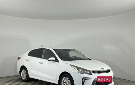 KIA Rio IV, 2017 год, 995 000 рублей, 2 фотография