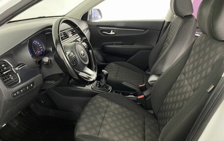 KIA Rio IV, 2017 год, 995 000 рублей, 12 фотография