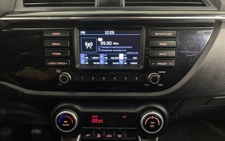 KIA Rio IV, 2017 год, 995 000 рублей, 18 фотография