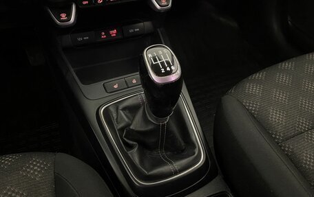 KIA Rio IV, 2017 год, 995 000 рублей, 17 фотография