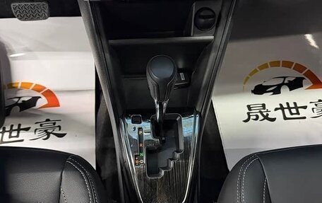 Toyota Yaris XP150 рестайлинг, 2022 год, 949 400 рублей, 15 фотография