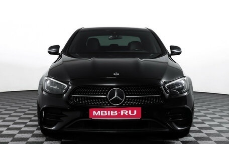 Mercedes-Benz E-Класс, 2020 год, 4 090 000 рублей, 2 фотография