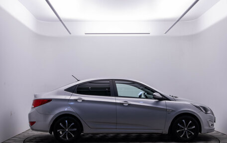 Hyundai Solaris II рестайлинг, 2016 год, 1 000 000 рублей, 4 фотография