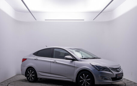 Hyundai Solaris II рестайлинг, 2016 год, 1 000 000 рублей, 3 фотография