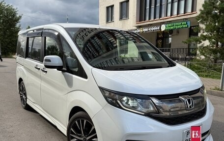 Honda Stepwgn IV, 2015 год, 1 720 000 рублей, 1 фотография