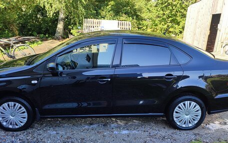 Volkswagen Polo VI (EU Market), 2015 год, 800 000 рублей, 3 фотография