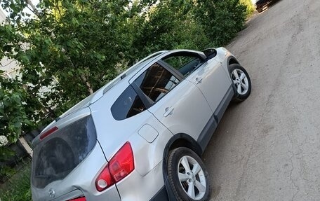 Nissan Qashqai, 2009 год, 750 000 рублей, 2 фотография