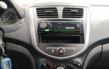Hyundai Solaris II рестайлинг, 2011 год, 459 000 рублей, 14 фотография