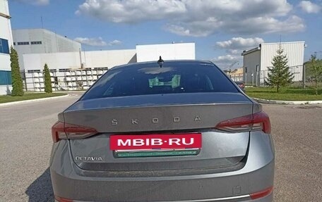 Skoda Octavia IV, 2021 год, 2 250 000 рублей, 2 фотография