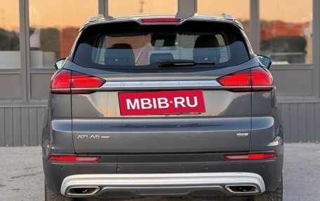 Geely Atlas, 2022 год, 1 850 000 рублей, 10 фотография