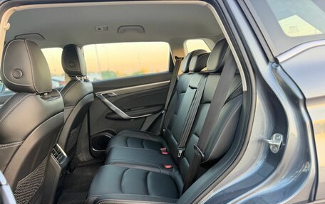 Geely Atlas, 2022 год, 1 850 000 рублей, 29 фотография