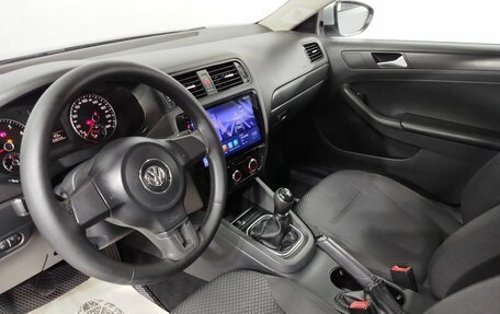 Volkswagen Jetta VI, 2013 год, 1 090 000 рублей, 17 фотография