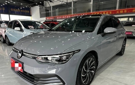 Volkswagen Golf VIII, 2022 год, 1 736 009 рублей, 1 фотография