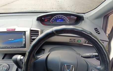 Honda Freed I, 2012 год, 930 000 рублей, 12 фотография