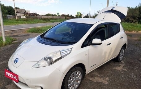 Nissan Leaf I, 2013 год, 1 550 000 рублей, 5 фотография