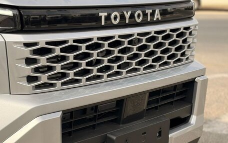 Toyota Hilux, 2026 год, 9 000 000 рублей, 2 фотография