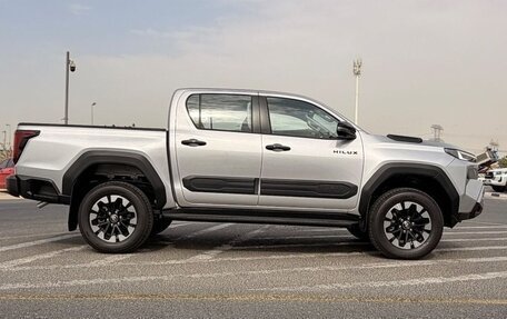 Toyota Hilux, 2026 год, 9 000 000 рублей, 4 фотография