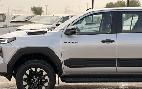 Toyota Hilux, 2026 год, 9 000 000 рублей, 8 фотография