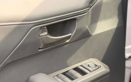 Toyota Hilux, 2026 год, 9 000 000 рублей, 17 фотография