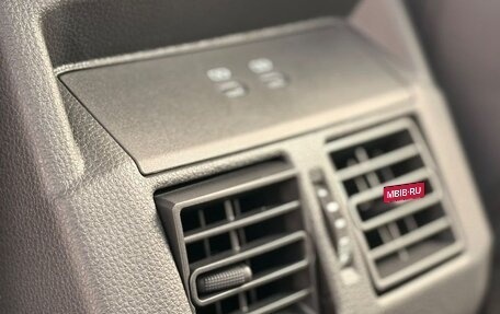 Toyota Hilux, 2026 год, 9 000 000 рублей, 16 фотография