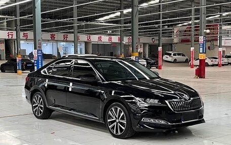 Skoda Superb III рестайлинг, 2024 год, 1 987 009 рублей, 3 фотография