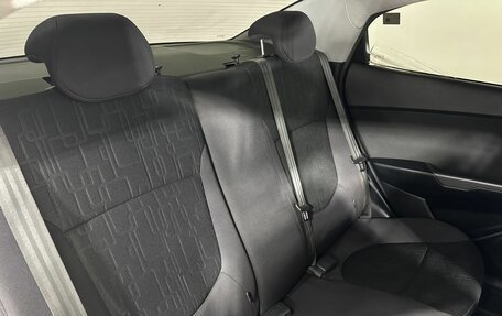 KIA Rio III рестайлинг, 2015 год, 920 000 рублей, 15 фотография