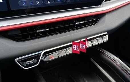 Geely Coolray I, 2024 год, 1 845 000 рублей, 12 фотография