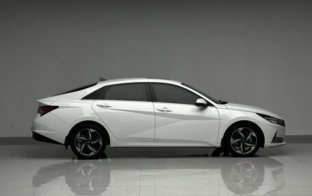 Hyundai Elantra, 2022 год, 1 462 605 рублей, 8 фотография
