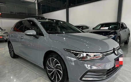 Volkswagen Golf VIII, 2022 год, 1 736 009 рублей, 3 фотография