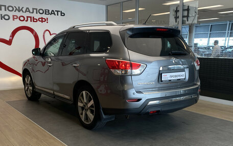 Nissan Pathfinder, 2016 год, 1 700 000 рублей, 6 фотография